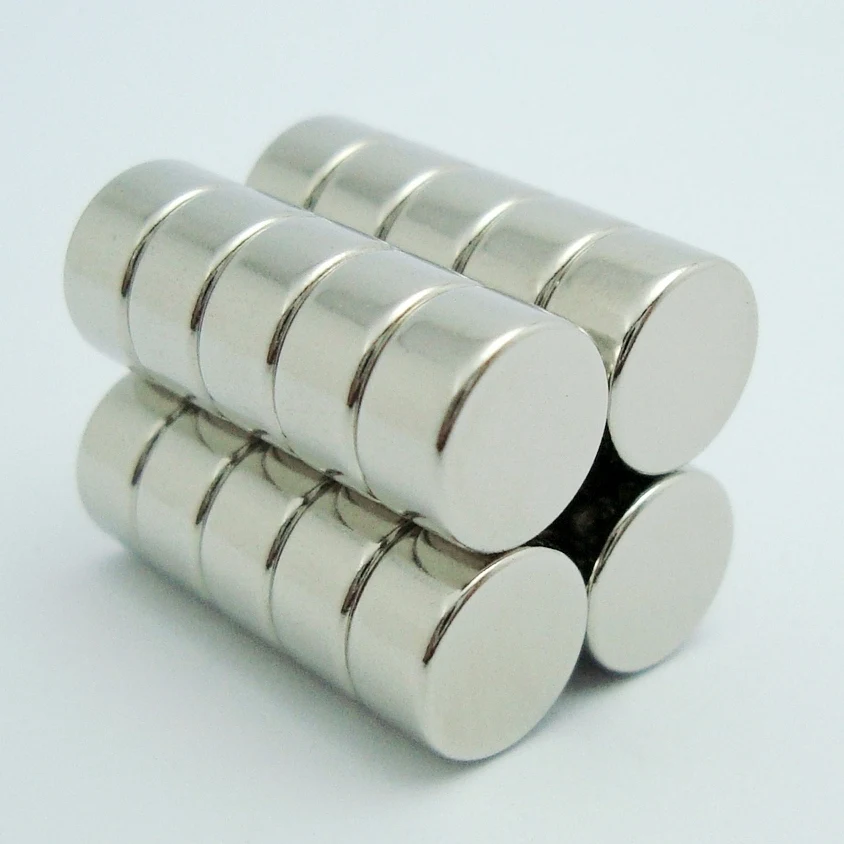 https://ae01.alicdn.com/kf/Sf50c2b9f675d4e6084062f343b8c0096F/N52-Super-Strong-Neodymium-Magnets-Round-Disc-Blocks-Rare-Earth-Magnets-Refrigerator-Magnet-Round-Disc-Fridge.jpg