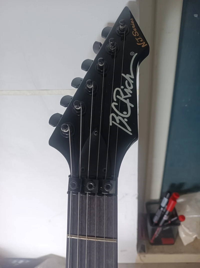 B.C. Rich "Warlock "Electric Guitar, Floyd Rose Vibrato Bridge, lock string nut, active pickup, The Hellfire connection board