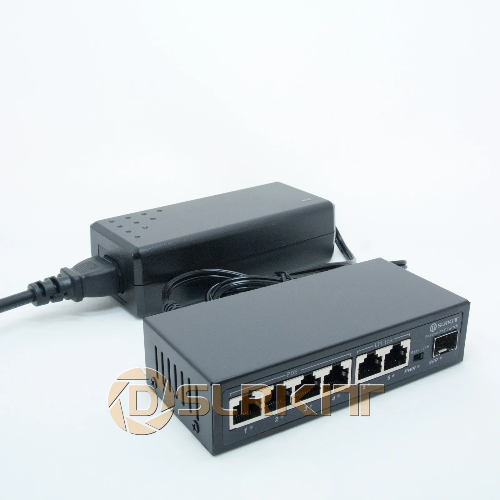 

DSLRKIT 7 Ports 4POE 1SFP Gigabit Ethernet Passive PoE Switch Injector 48V 48W