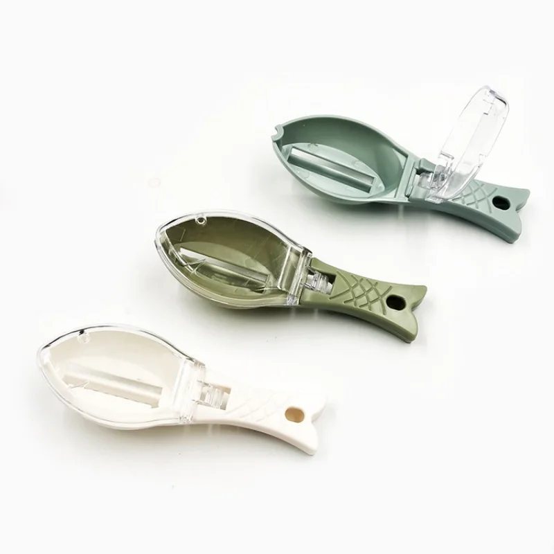 Multi-Function Fish Scale Scraper with Protective Lid