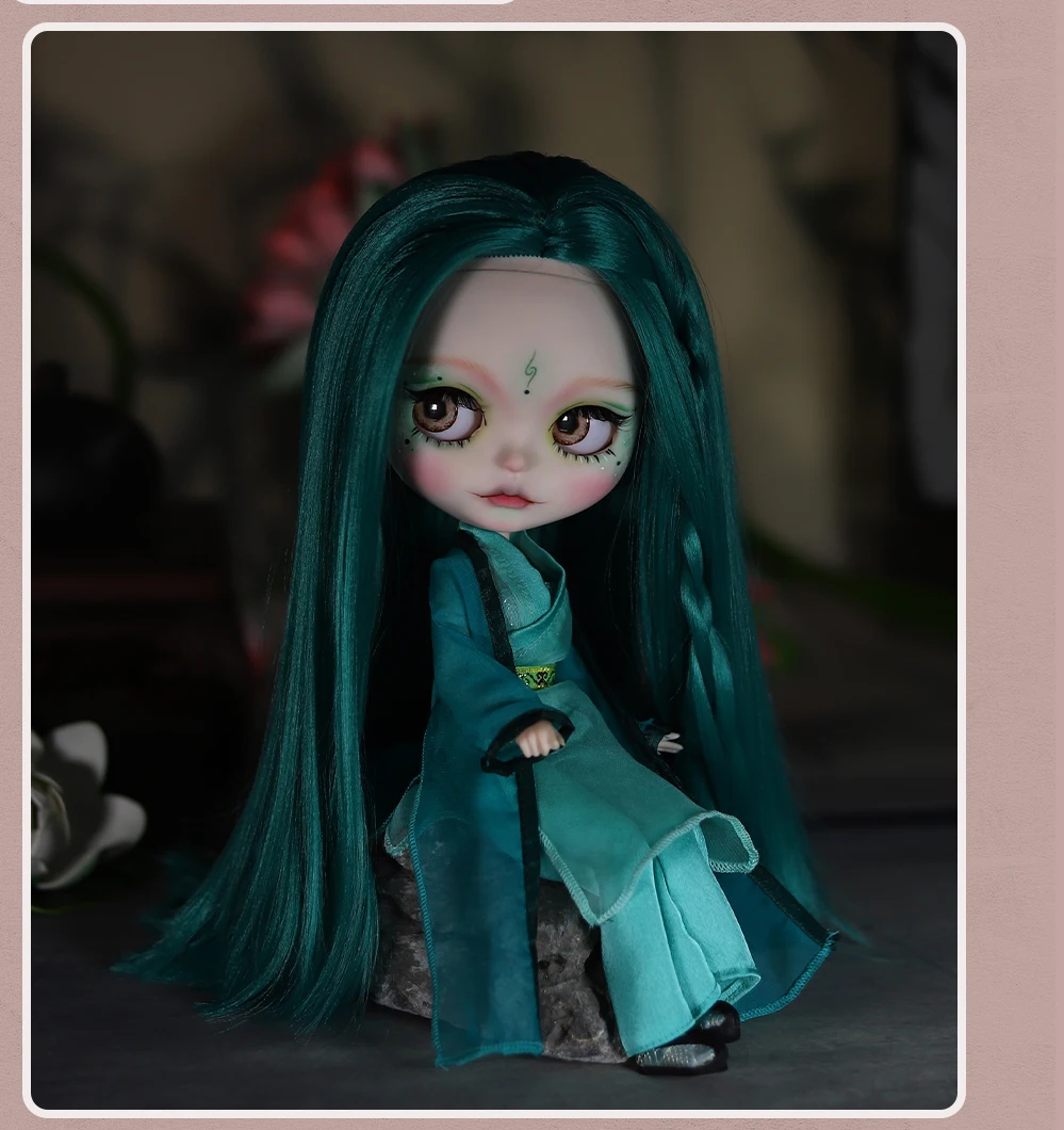 Michelle – Premium Custom Neo Blythe Doll with Green Hair, White Skin & Matte Cute Face 3