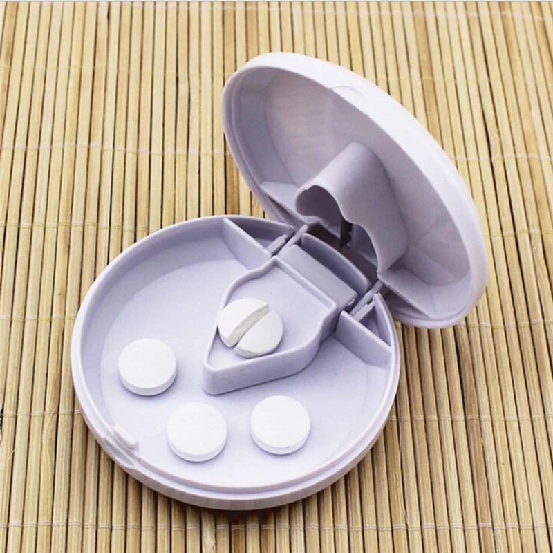 Round Pill Box Medicine Box Cutter Crusher Powder Medicine Tablets Cut Splitter Grinder Divider Storage Case Cutting Tablets