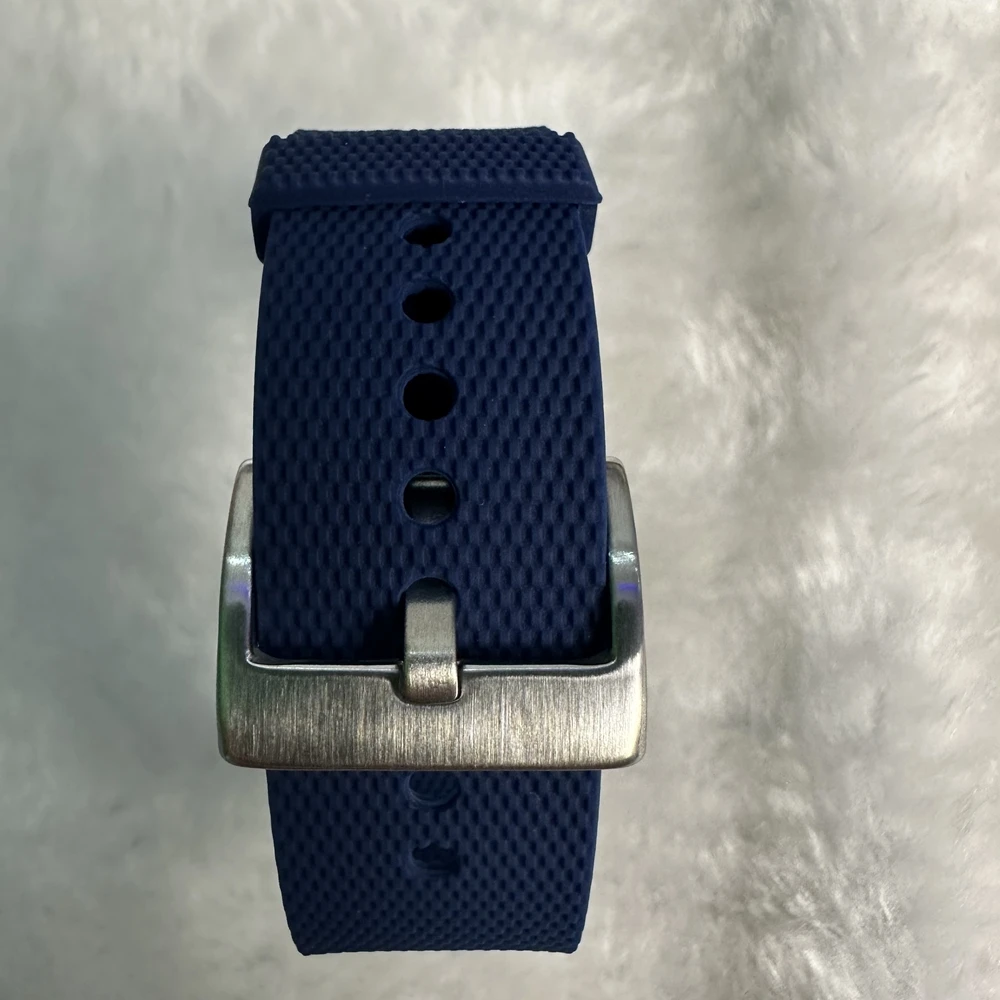 Premium Waterproof Silicone Rubber Watch Strap - Elastic Woven Pattern in Vibrant Colors