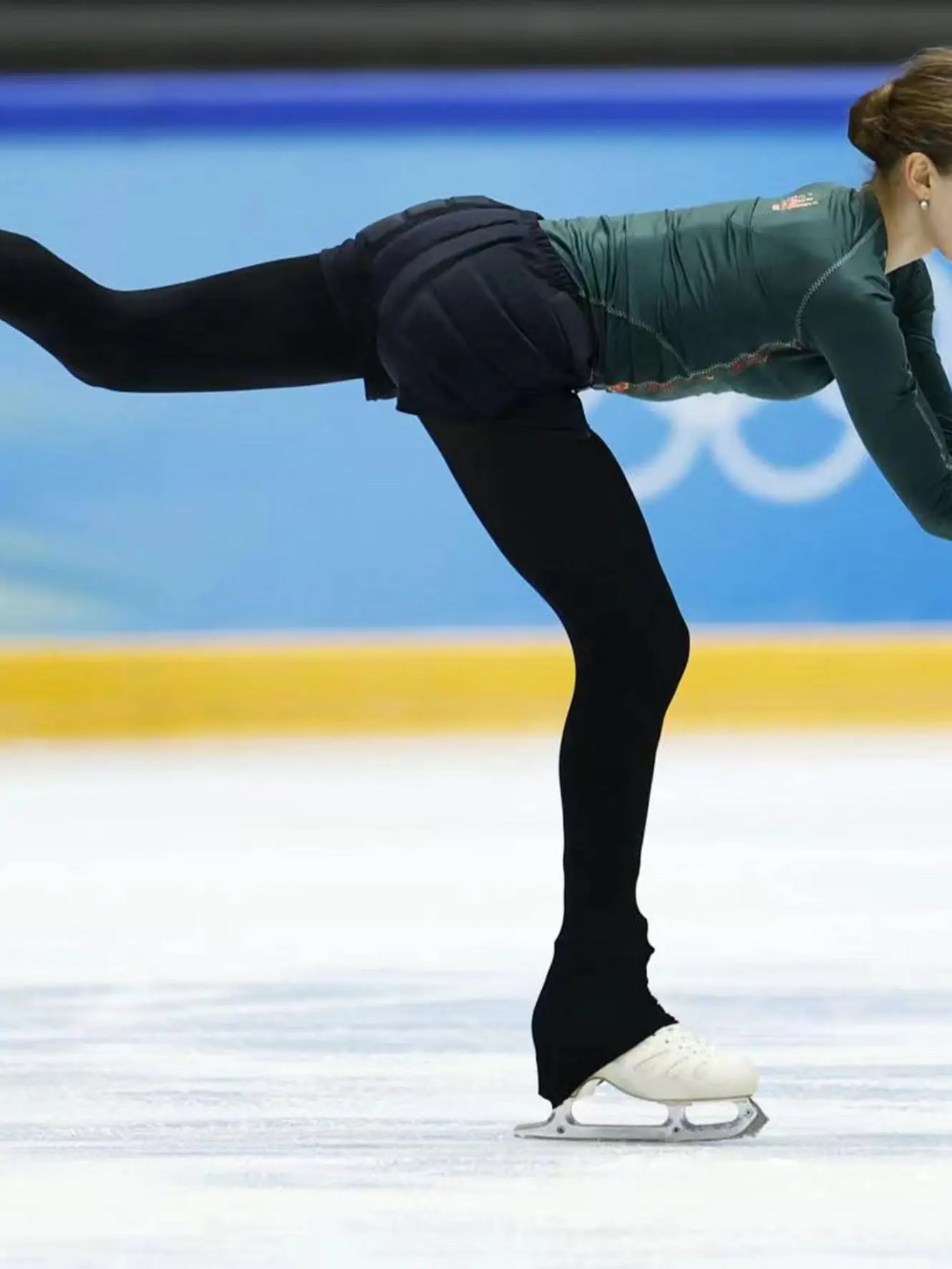 Discover more than 83 crash pants figure skating in.eteachers