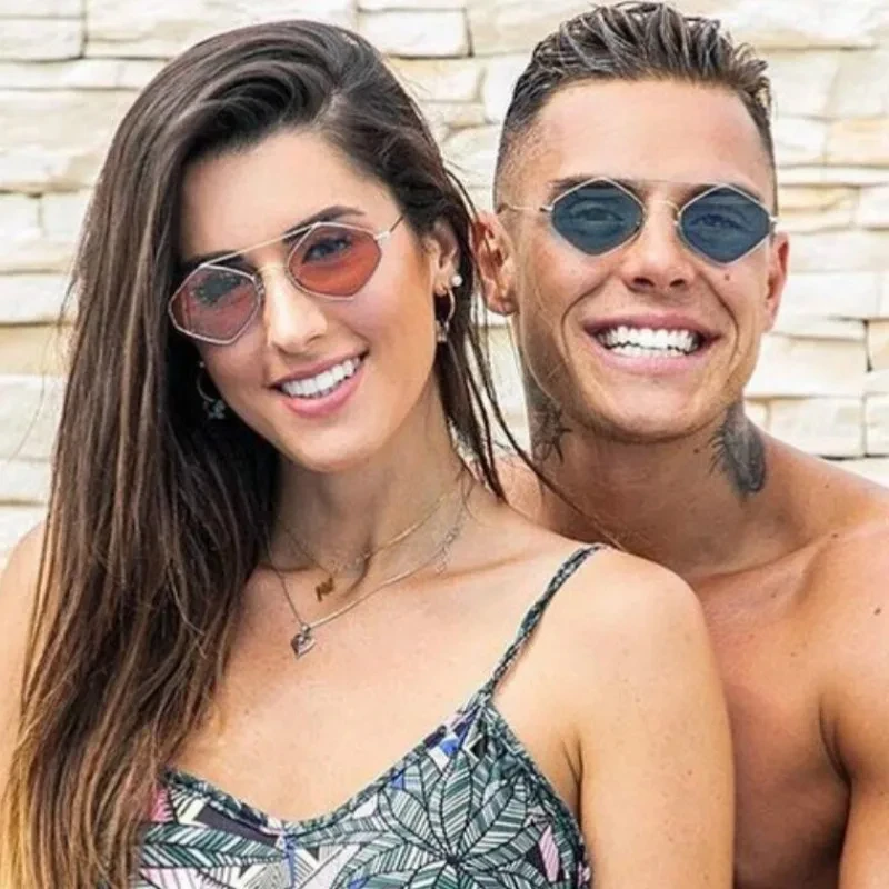 

2023 Personalised polygonal sunglasses Retro diamond sunglasses Men's polygonal sunglasses Women's retro small metal glasses