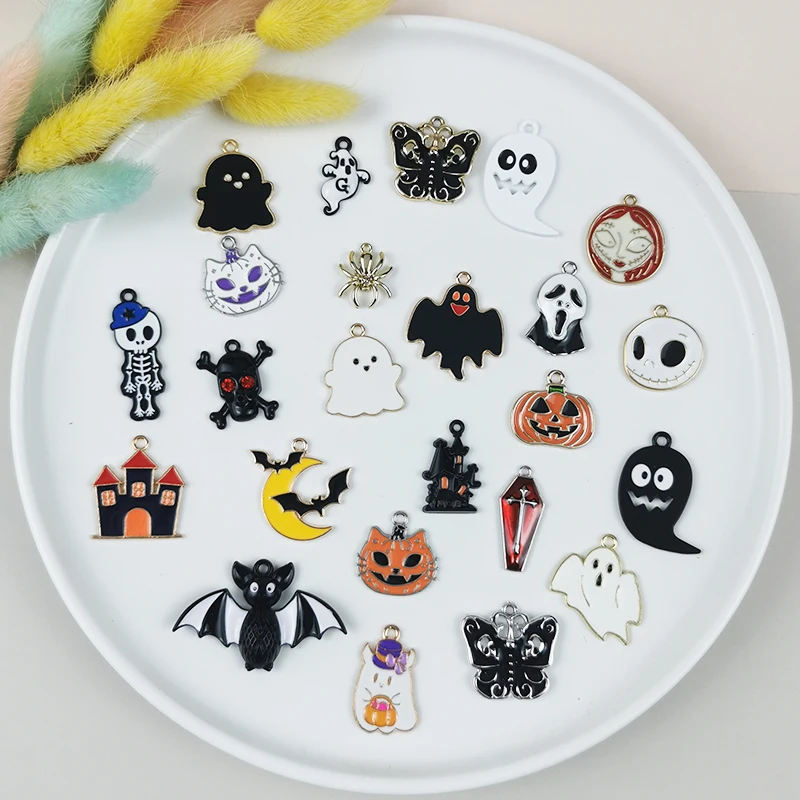 48Pcs Mix 12 Styles And 1Box Cartoon Halloween Enamel Charms Pumpkin Ghost Bat Cat Pendants for DIY Jewelry Making Party Gifts