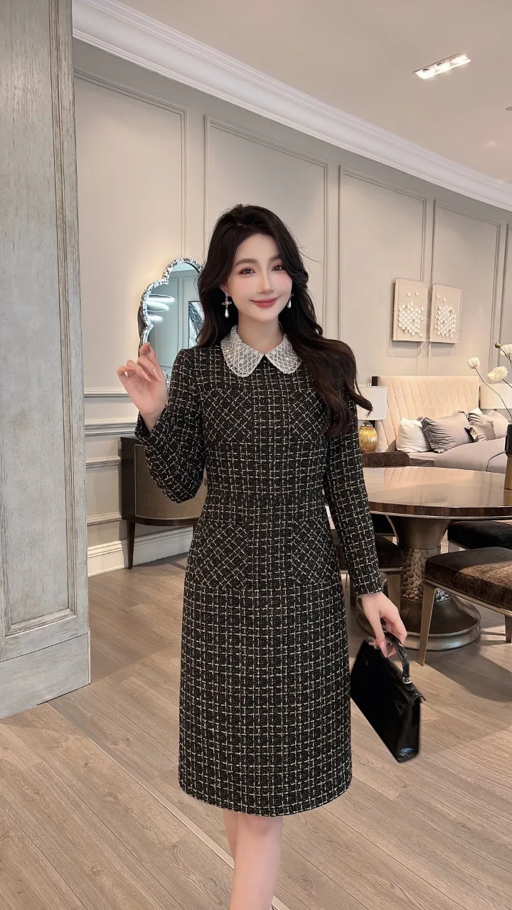

2023 Autumn Winter Fashion New Women's Clothing Heavy Industry Beads Collar Pocket Solid Color Tweed A- Lineskirt Dress 1029