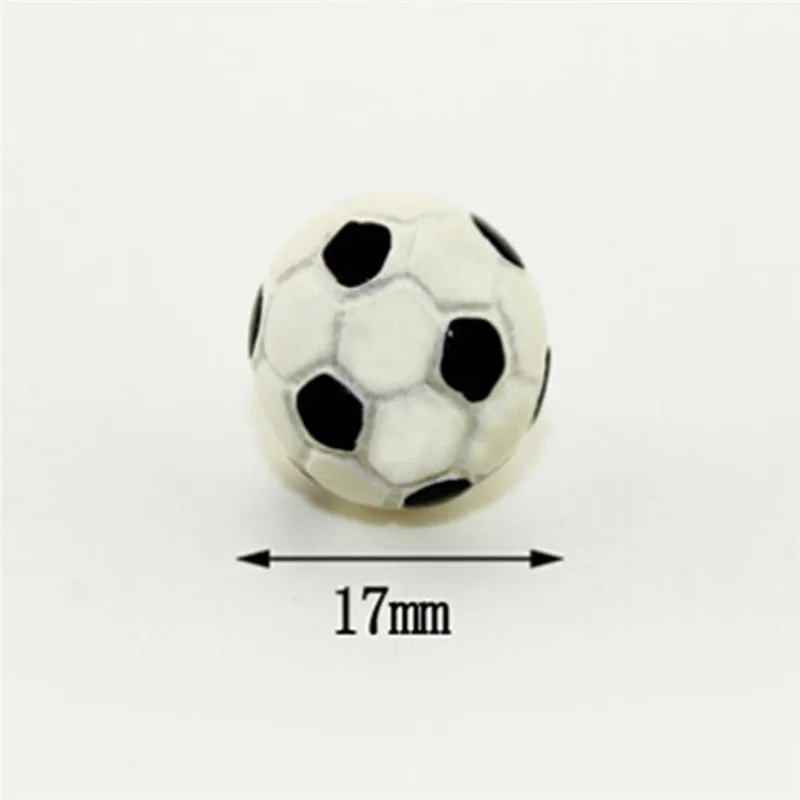 1:6/1:12 Dollhouse Miniature Sports Balls Soccer Football and Basketball Decor Toy 3