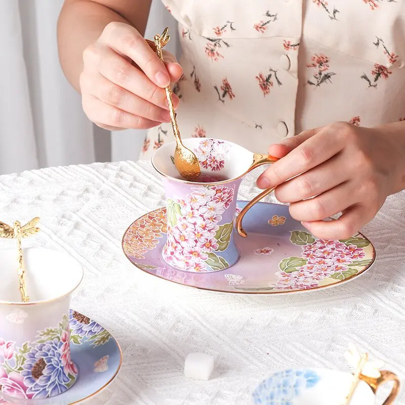 

High bone ceramic cup American garden style flower bird ceramic coffee cup saucer mug flower bird flower tea cup breakfast cup