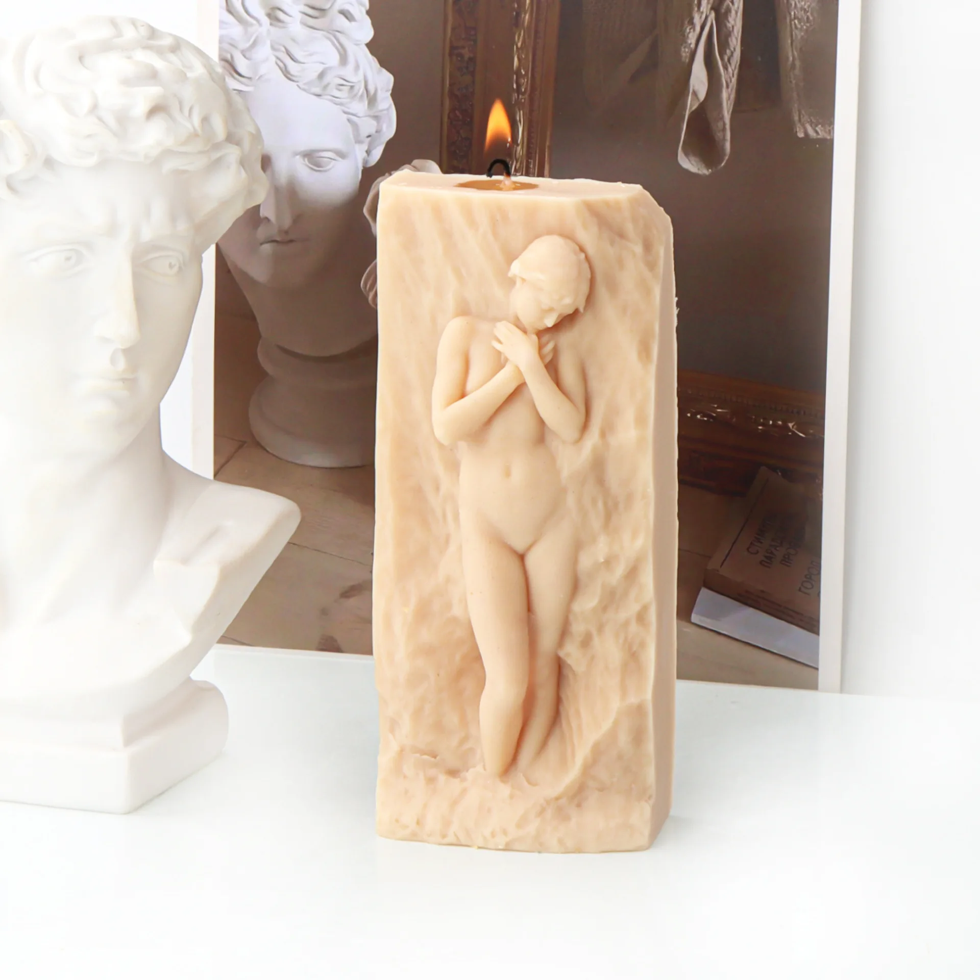 

Portrait Relief Girl Candle Silicone Mold For Festive And Romantic Decoration Gypsum form Homemade Handicraft Gift Making Kitche