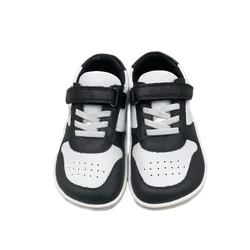 Tipsietoes Spring 2025 Genuine Leather Kids Minimalist Sneaker - 11 (Black White)
