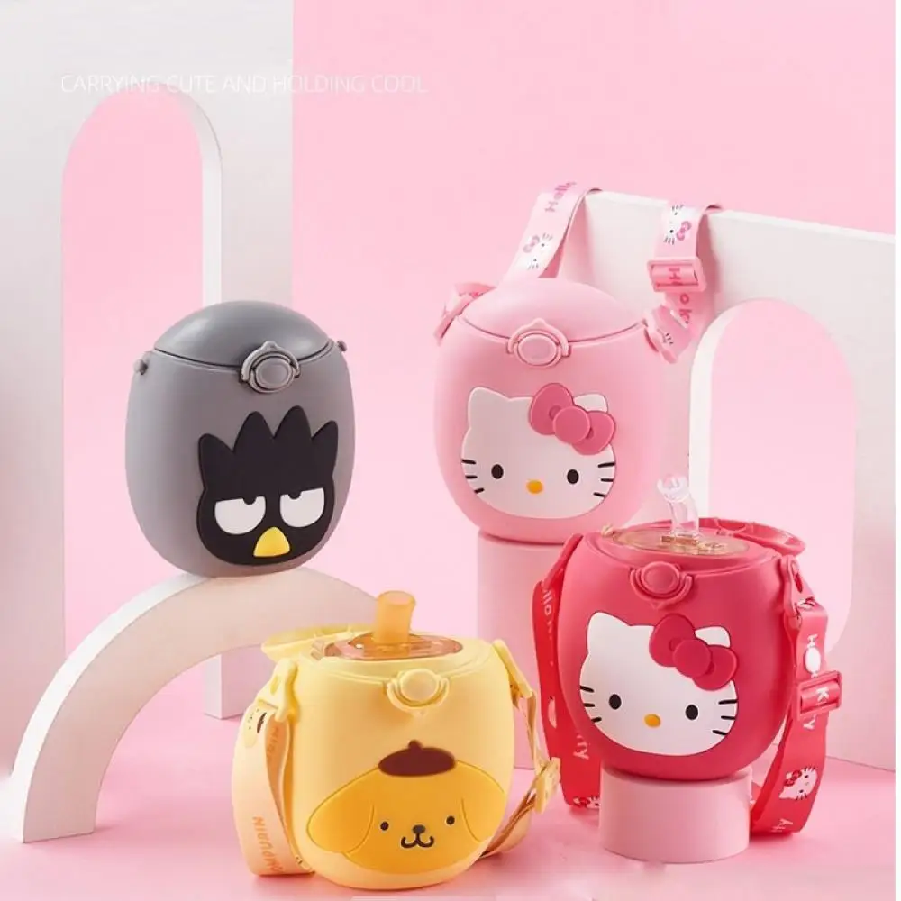 

Cartoon Water Cup 450Ml Kawaii Sanrio Hello Kitty Purin Dog Anime Figure Sippy Cup Strap Outdoor Travel Kettle Child Gift Summer