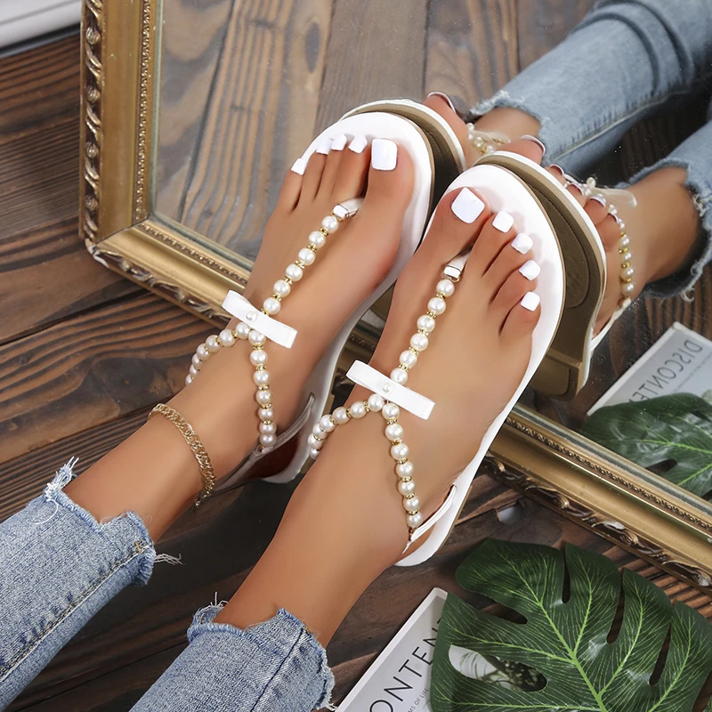 Sandalias planas de perlas para mujer, chanclas con cuentas de cadena, zapatillas playa color rosa, blanco y negro, novedad de verano 2021|Sandalias de mujer| AliExpress