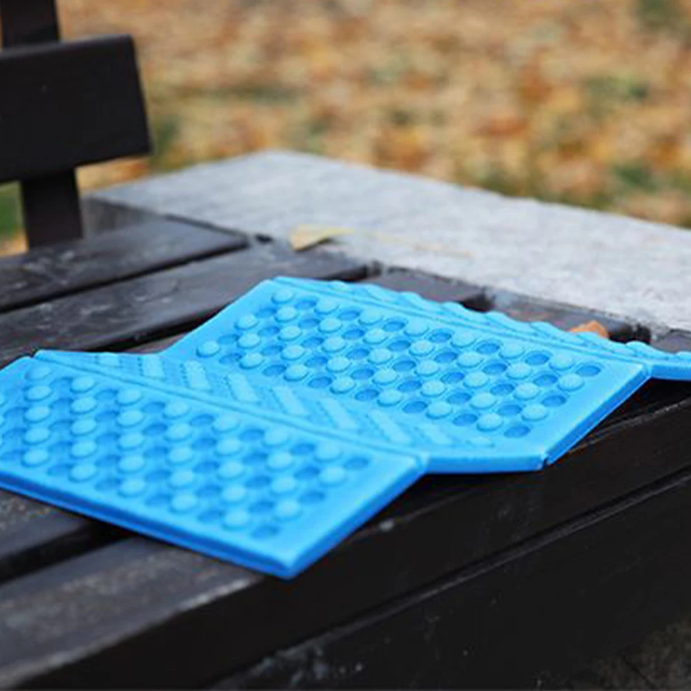 Folding Camping Mat Seat Waterproof XPE Foam Seat Cushion Poatable Picnic Pad Beach Chair for Hiking Fishing Mountaineering