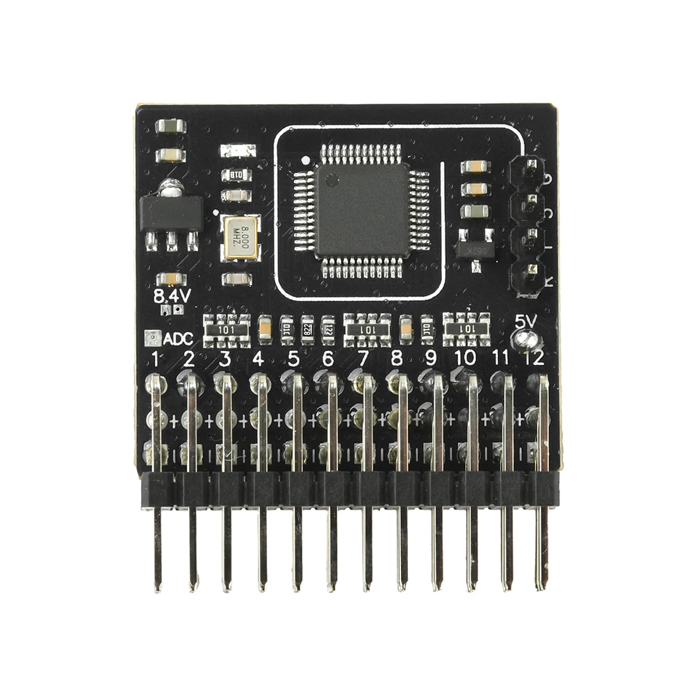 Détail des soudures et composants électroniques du convertisseur PWM 12 canaux pour récepteur drone FPV.