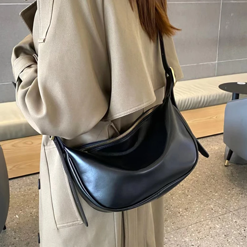 Women's Underarm Bag Genuine Leather Handbag 2024 Crossbody Messenger Bag High-capacity Commuting Lady Casual Shoulder Bag