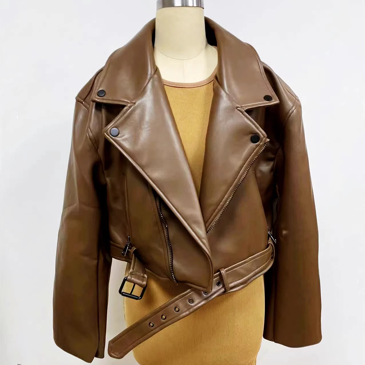 

Fashion Classic Trendy Luxury Designer Autumn New Loose Short Motorcycle PU Coat Suit Coat Women