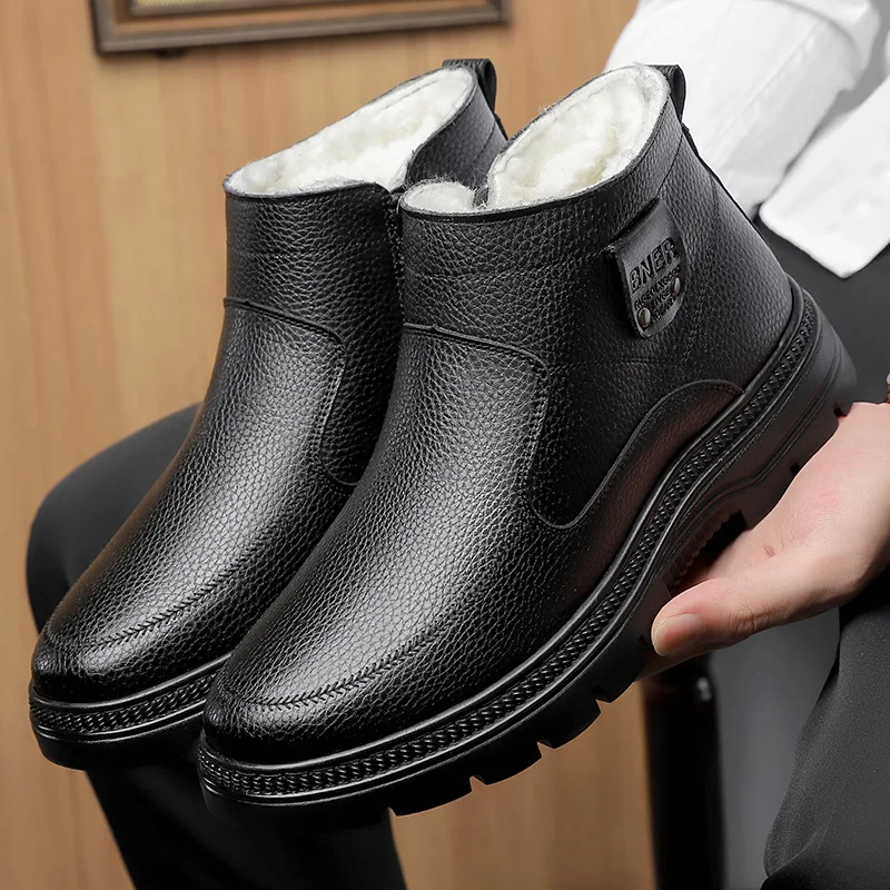 New Winter Leather Men Boots with Fur Men's Bussiness Thickened Cotton Boots Casual Warm Snow Boots Non-slip Male Leisure Boots