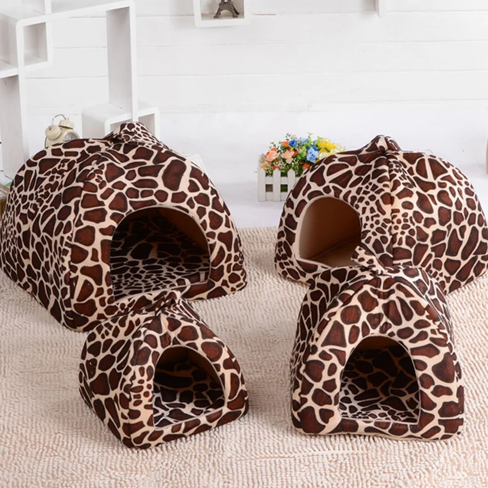 Cute Strawberry Pet Dog Cat House Foldable Warm Soft Winter Dog Bed Sofa Cave Hut Puppy Dog House Kennel Nest Pet Supplies