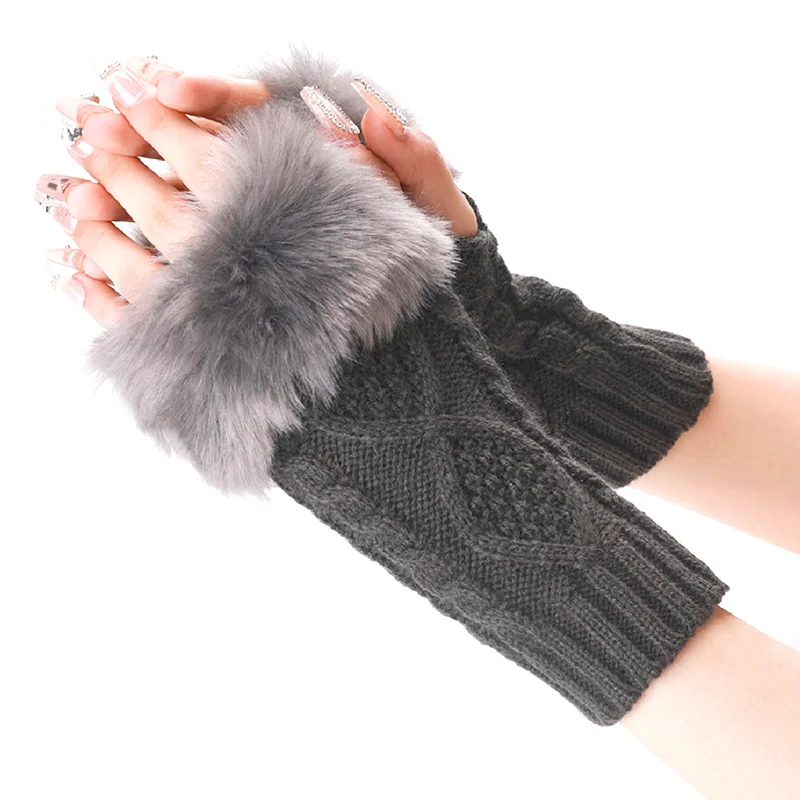 New Plush Short Fake Sleeve Diamond Knit Warm Fingerless Arm Cover Crossover New Autumn And Winter Wool Gloves For Women