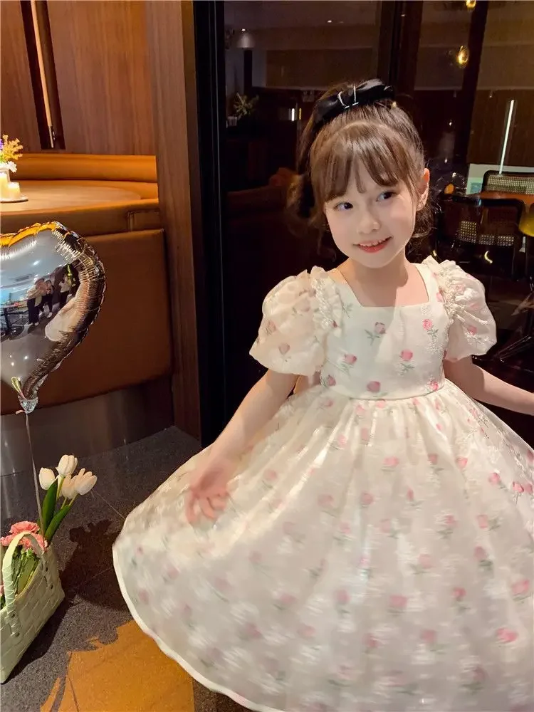 فستان أميرة للبنات من 1-8 سنوات مزين بالدانتيل والزهور مع طباعة كاملة وفيونكة كبيرة وزخارف لؤلؤية لحفلات الأطفال