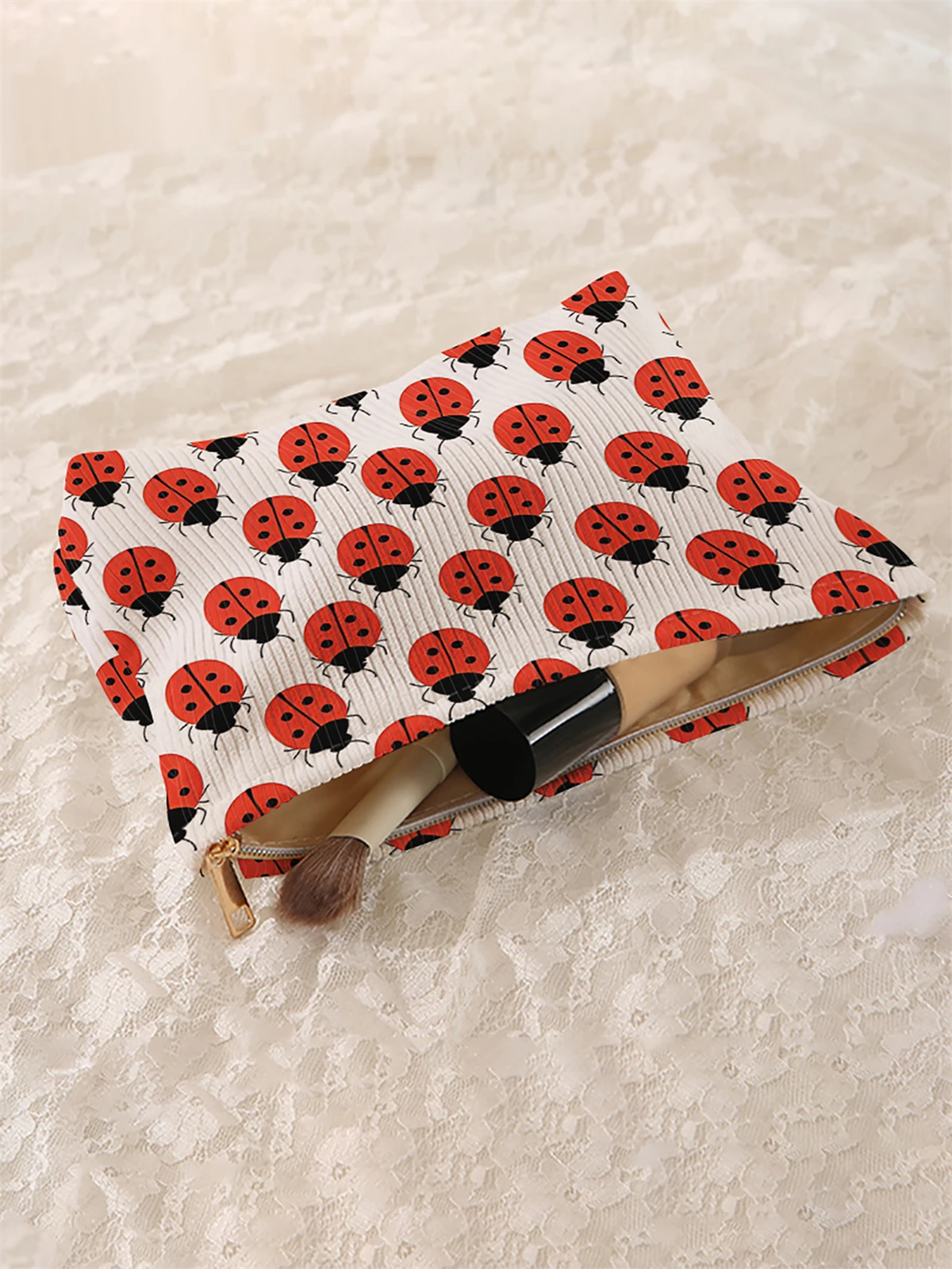 1, Seven Star Ladybug Pattern Corduroy Makeup Bag, Lightweight Zipper Makeup Storage Box, Multi functional Bag with Lining