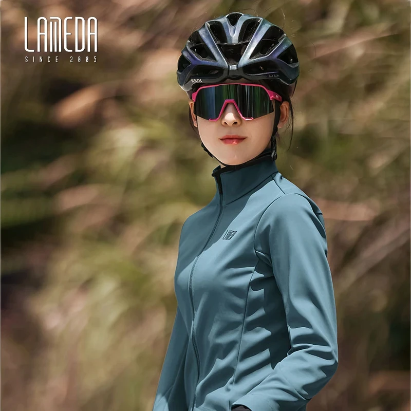 LAMEDA Women's Cycling Jacket Thermal Fleece Long Sleeve Cycling Clothing For Road Mountain Biking Perfect Bicycle Enthusiasts