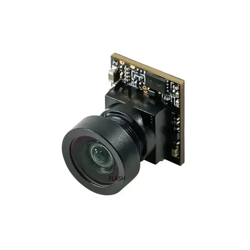 Micro-caméra FPV C03 installée sur un drone Whoop, parfaite pour les courses FPV