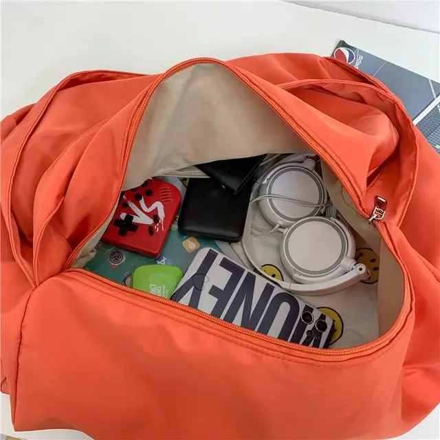 Рисунок 4 - Вместительная спортивная сумка