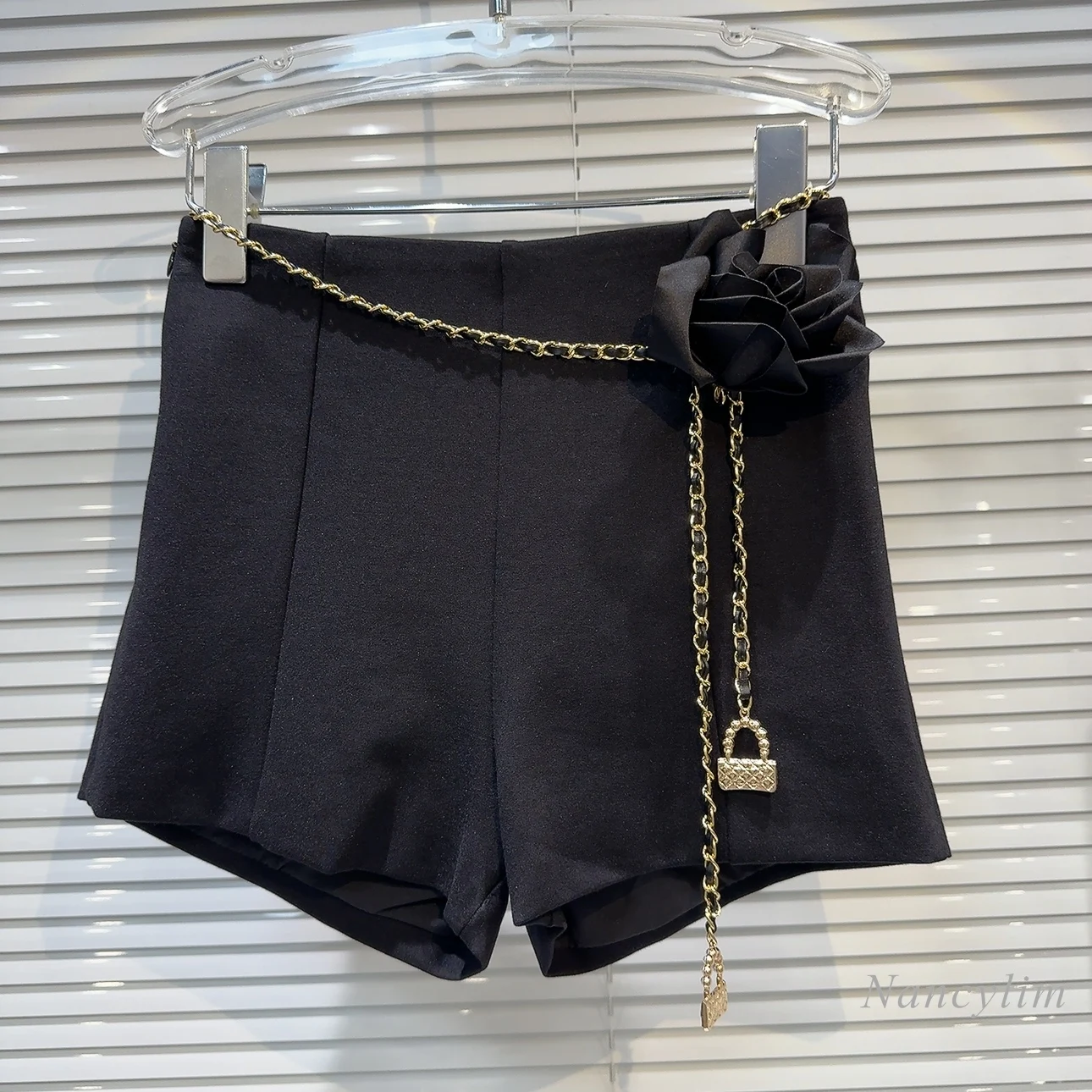 2024 Summer New Classic Style Handmade Flower Chain Decorative Temperament Short Shorts for Women