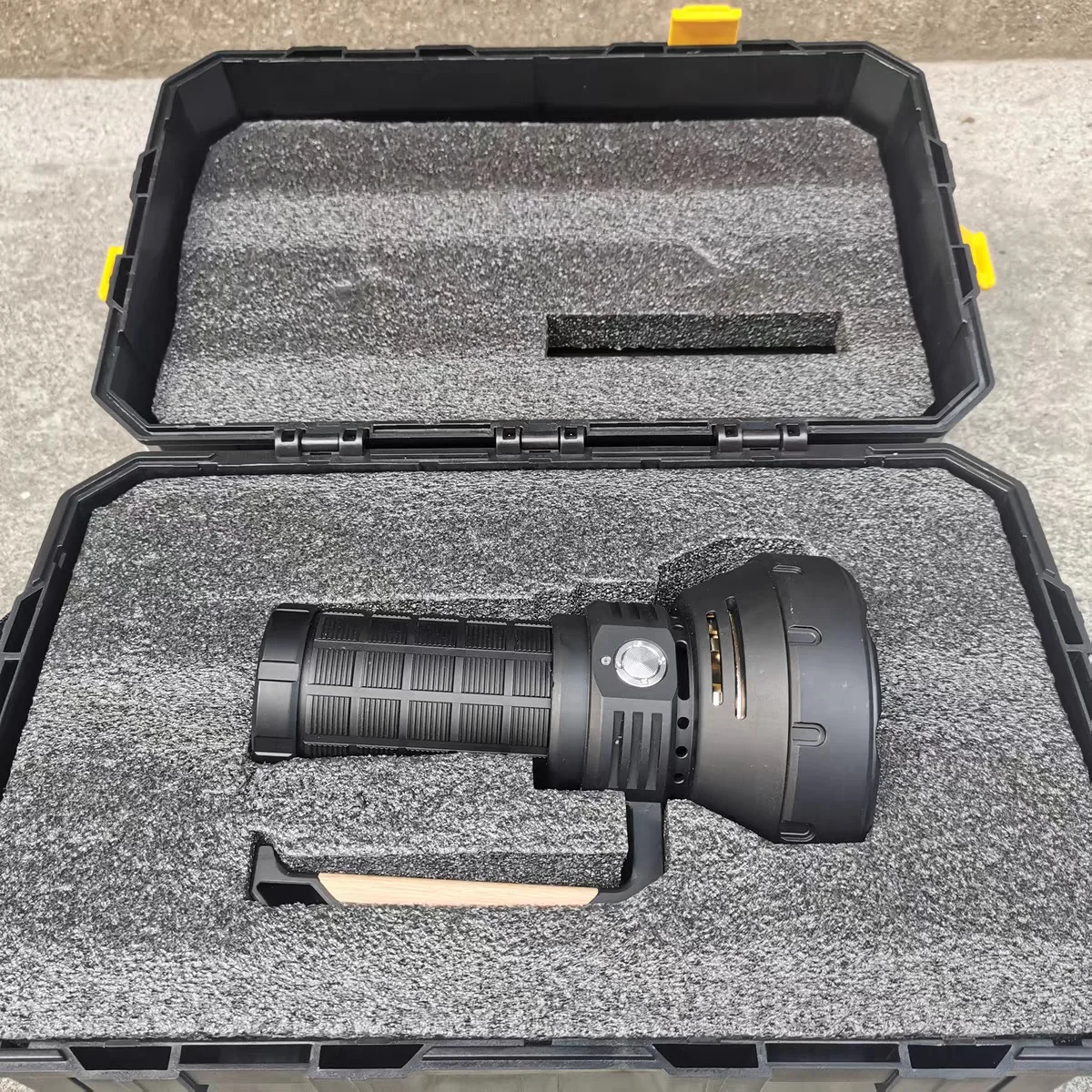 Rechargeable Aluminum Alloy Tactical Flashlight for Hiking Camping