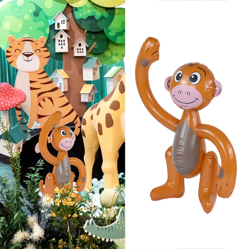 Appendiabiti per bambini Piccola giraffa nella giungla