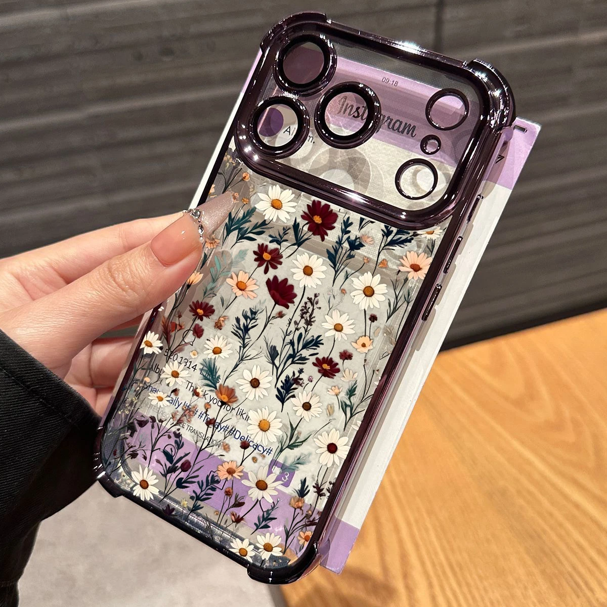 Elegant Daisy Flower Plating Airbag Phone Case - Transparent Shockproof Design