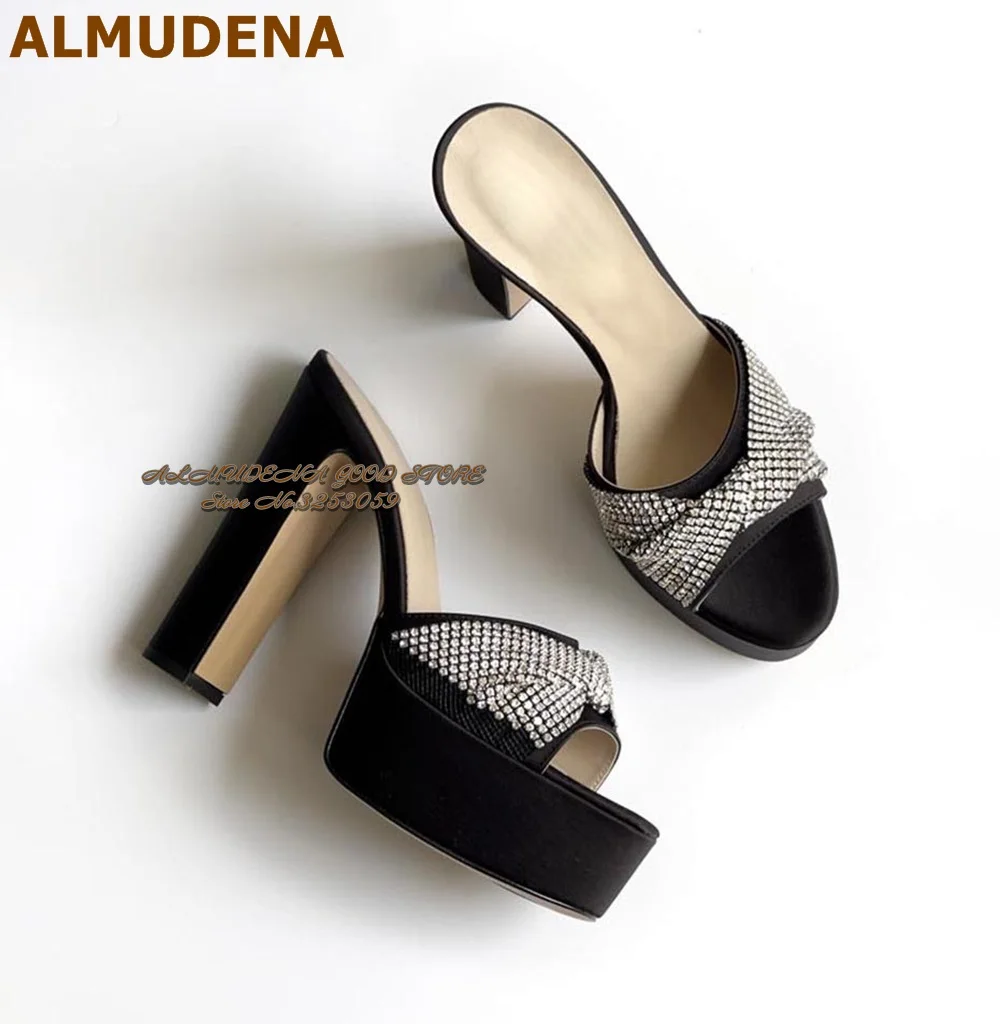 

Современные тапочки ALMUDENA Bling с серебряными кристаллами и бантом-бабочкой черные атласные тканевые блестящие сандалии на платформе на массивном каблуке