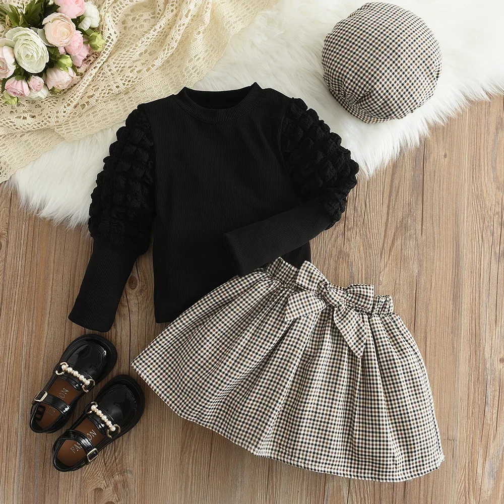 

Girls' Set 2024 Autumn New Children's Round Neck Top+Bow Plaid Short Skirt+Hat Three Piece Children's Fashion Set