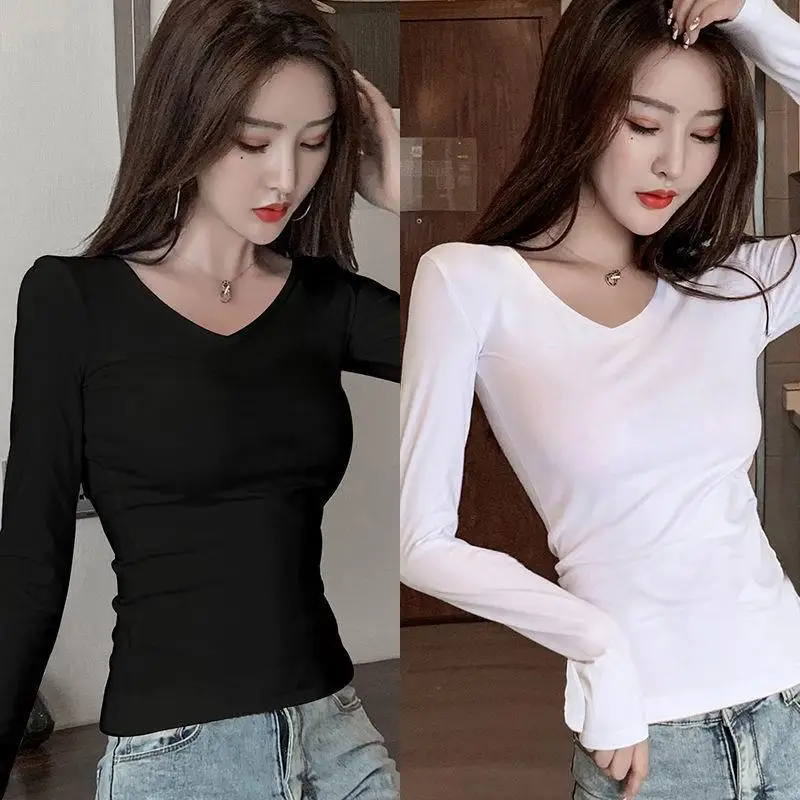 V-neck long-sleeved white + v-neck long-sleeved black [2 pieces]