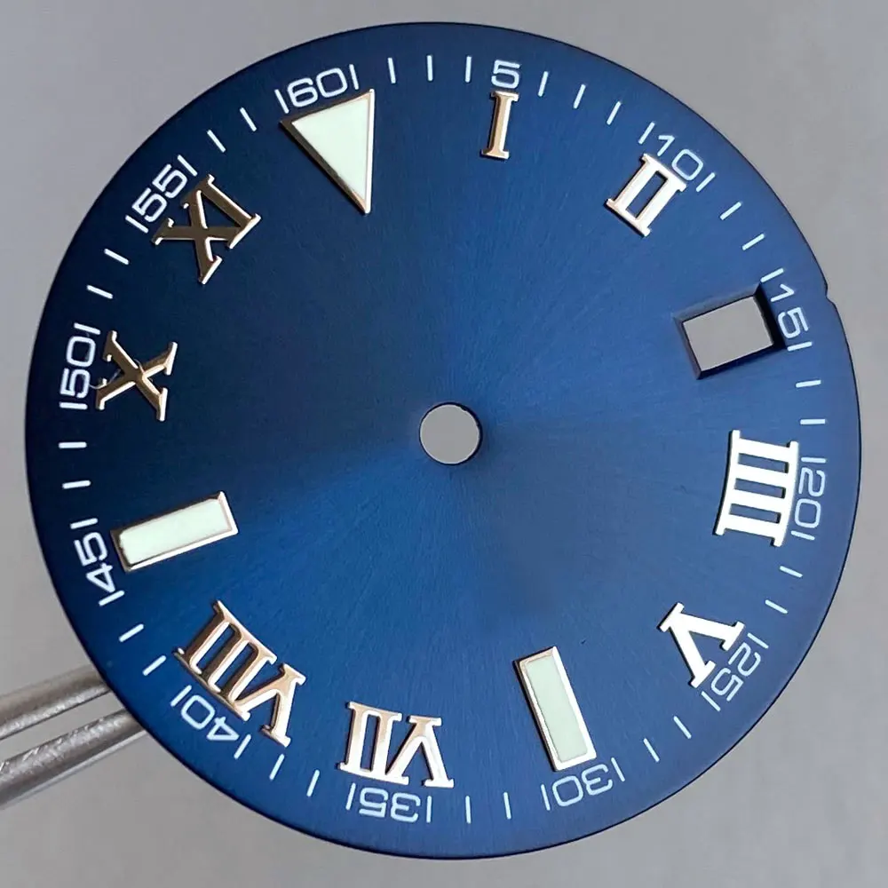 Quadrante Orologio Tandorio 29mm Con Numeri Romani E Finitura Sunburst - Per Movimenti NH35, NH36, 4R35, Compatibile Seiko