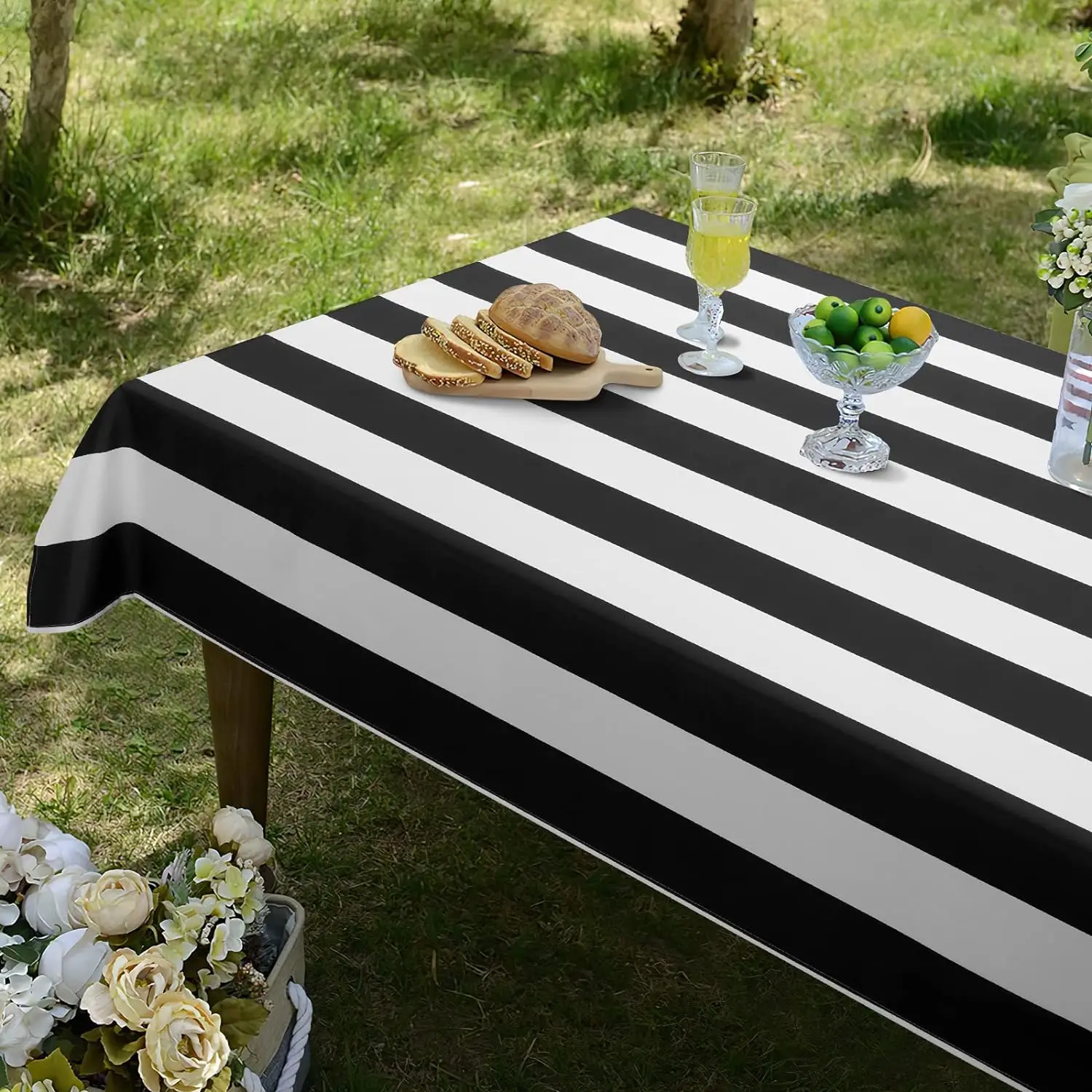 Black White Striped Tablecloth for Rectangle Geometric Stripe Waterproof Table Cloth for Kitchen Dining Room Holiday decorations 3
