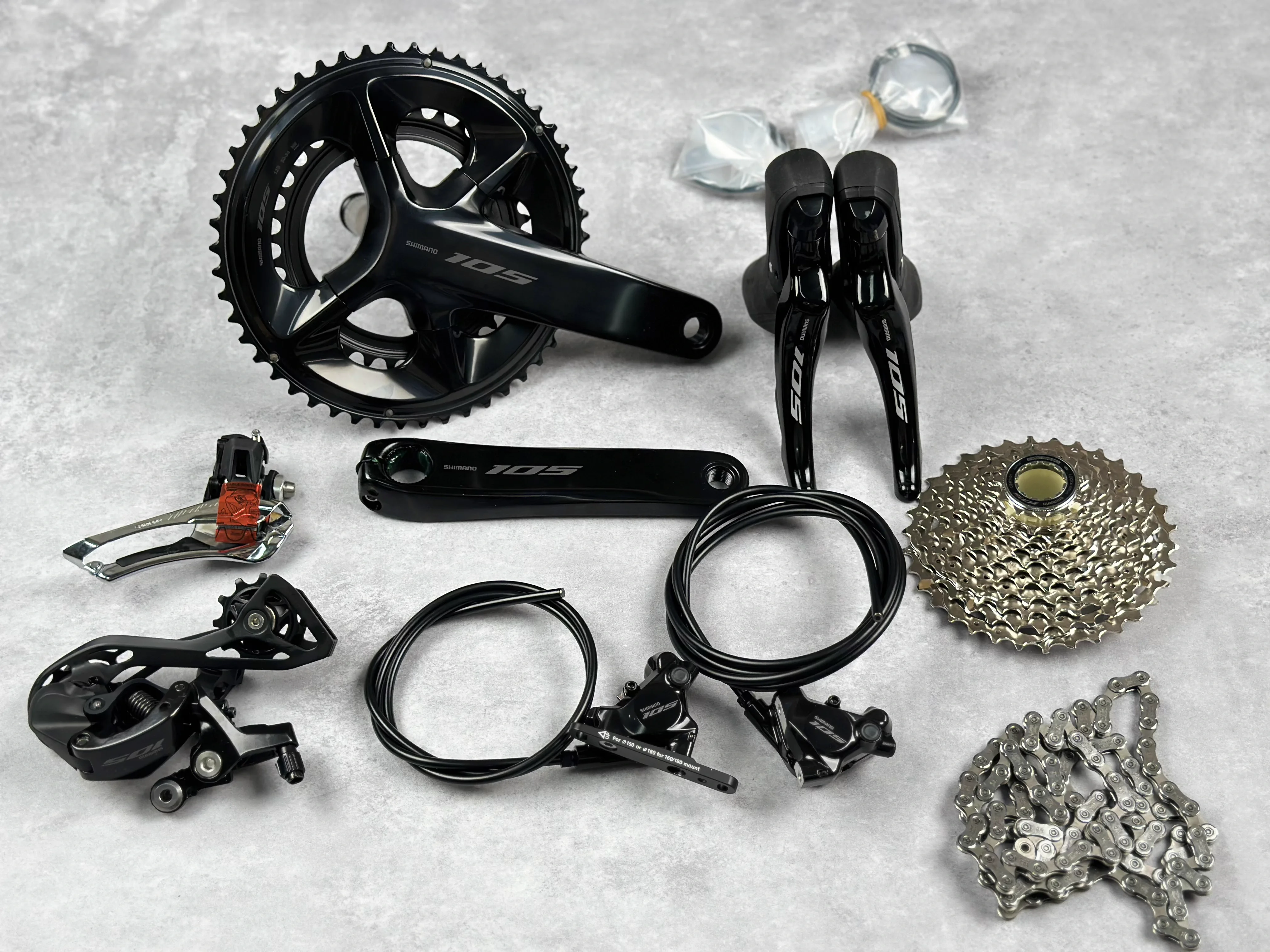 Disc Brakes 105 Groupset R7000 Shimano 105 R7000 11-Speed Groupset