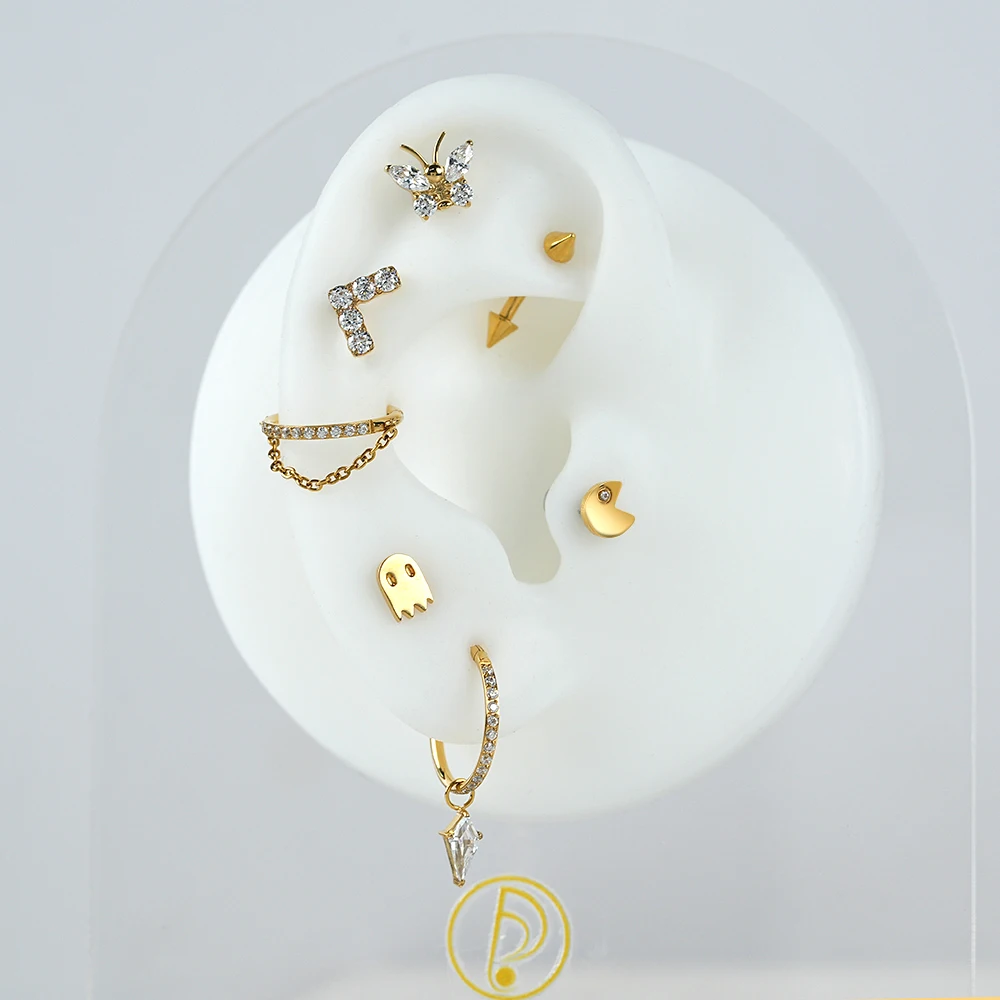 Right Grand ASTM F136 Titanium Small Kite Cubic Zirconia Charm for Lobe Ear Piercing Huggie Hoop Earrings