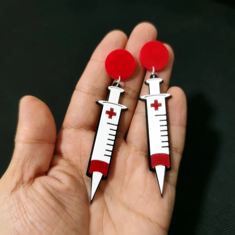 KUGUYS Acryl Krankenschwester Spritze Lange Tropfen Ohrringe für Frauen Übertreibung Injektor Schmuck Cosplay Zubehör – Detail 3
