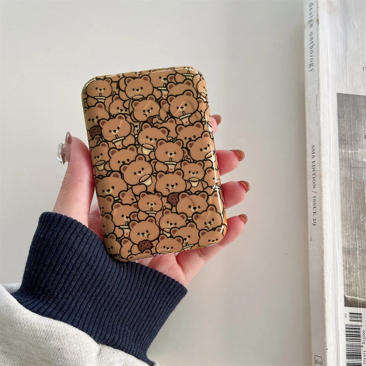 Cute little animal pattern Appearance Suitable for iphone Original external battery protection cover and charging treasure case