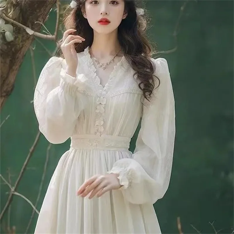 Thick French Style Floral White Dress With Added Velvet Winter 2025 New Women's Clothing Princess Ancient Jacquard Dress XXXL