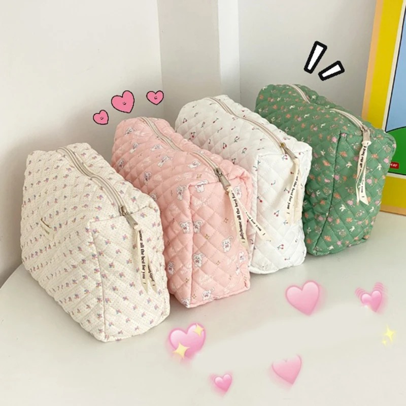 

Cute Quilting Makeup Bag Soft Cotton Clutches Women Zipper Cosmetic Organizer Cute Clutch Large Make Up Purse Toiletry Case