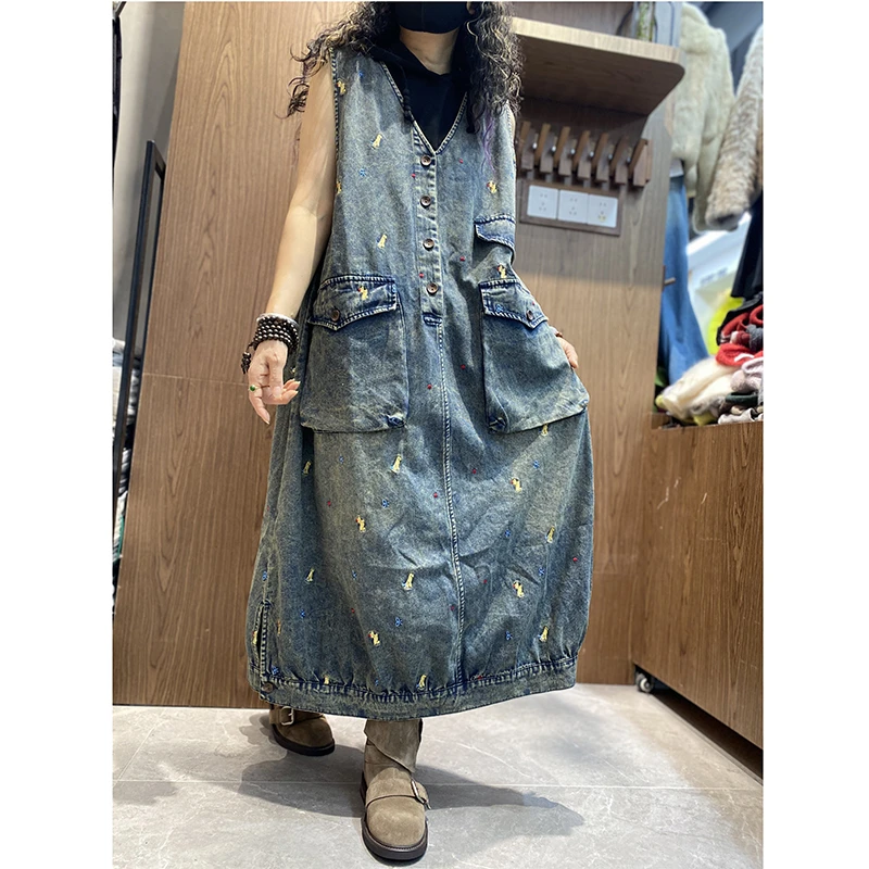Spring/summer 2026 New Arrival Women Vintage Cotton Denim A-line Dress Cartoon Embroidery Mid-calf Sleevele V-neck Dresses X169 3