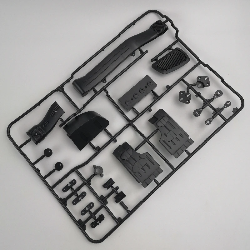 Hercules Hobby 1/14 Scale Plastic Tractor Truck Model Kit 3 Axle Arocs with Opening Door 5