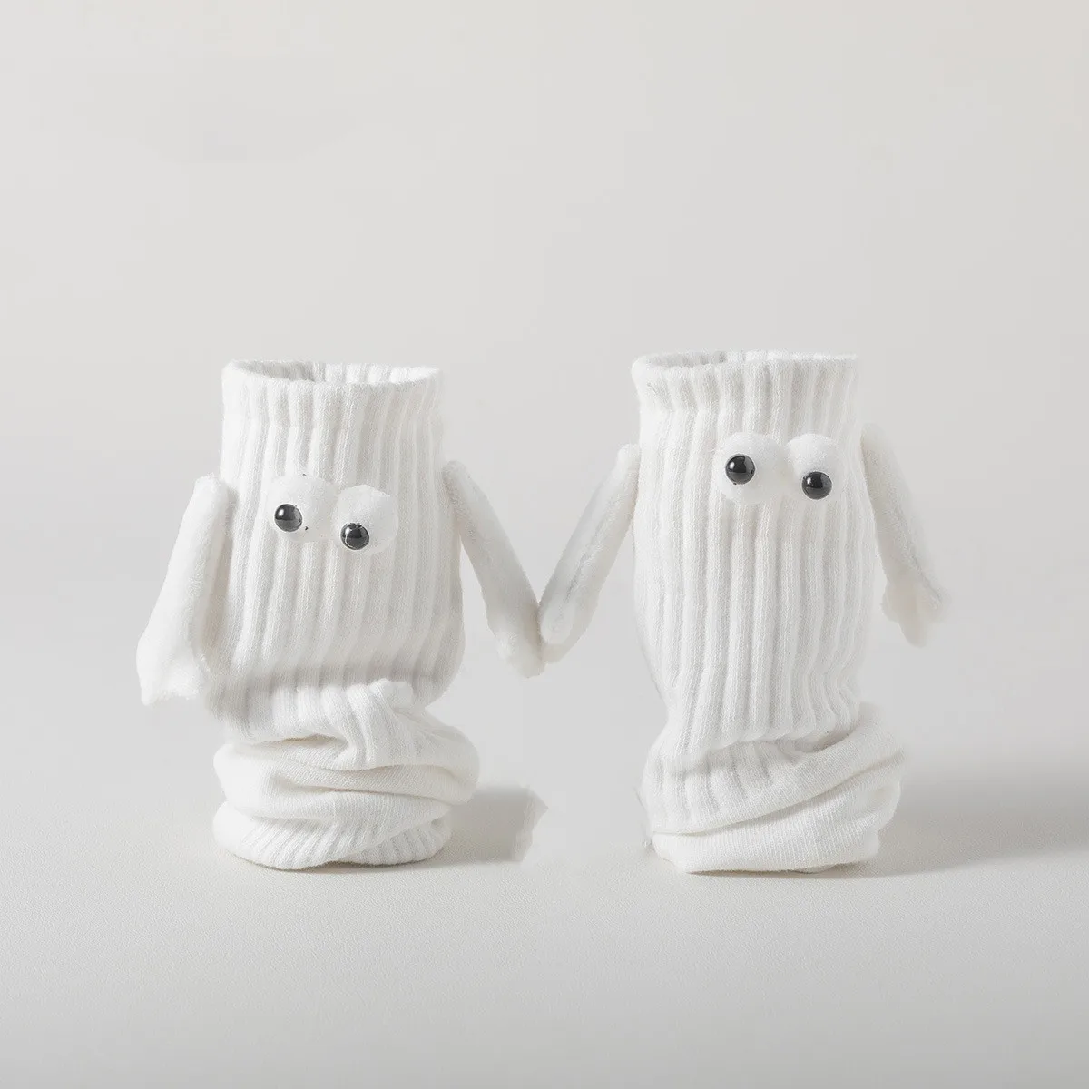 

1 пара, носки с мультяшными глазами