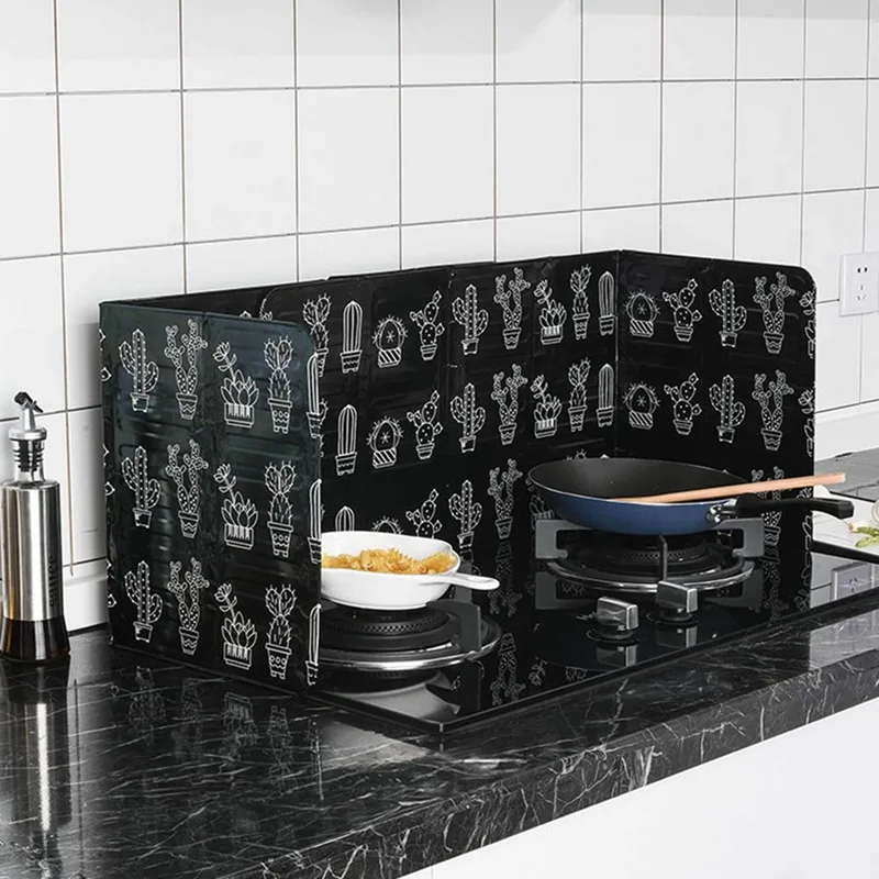 Anti-Splashing Stove Oil Baffle Plate Aluminum Kitchen Cooker Shield Cooking Frying Oil Splash Guard Protection Screen Cover Kitchen Splatter Screen Kitchen Splash Guard