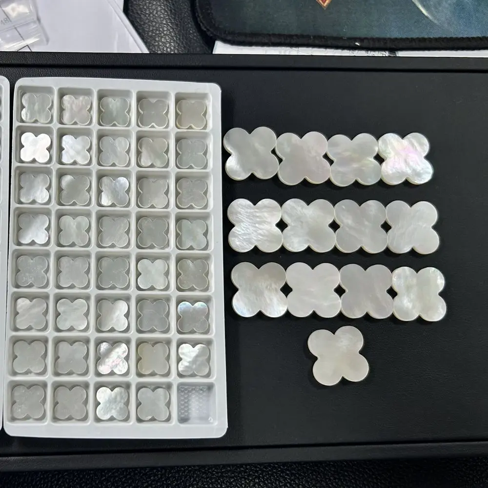 50pcs A Quarity Natural White Mother Of Pearl Four Leaf Clover Gemstone