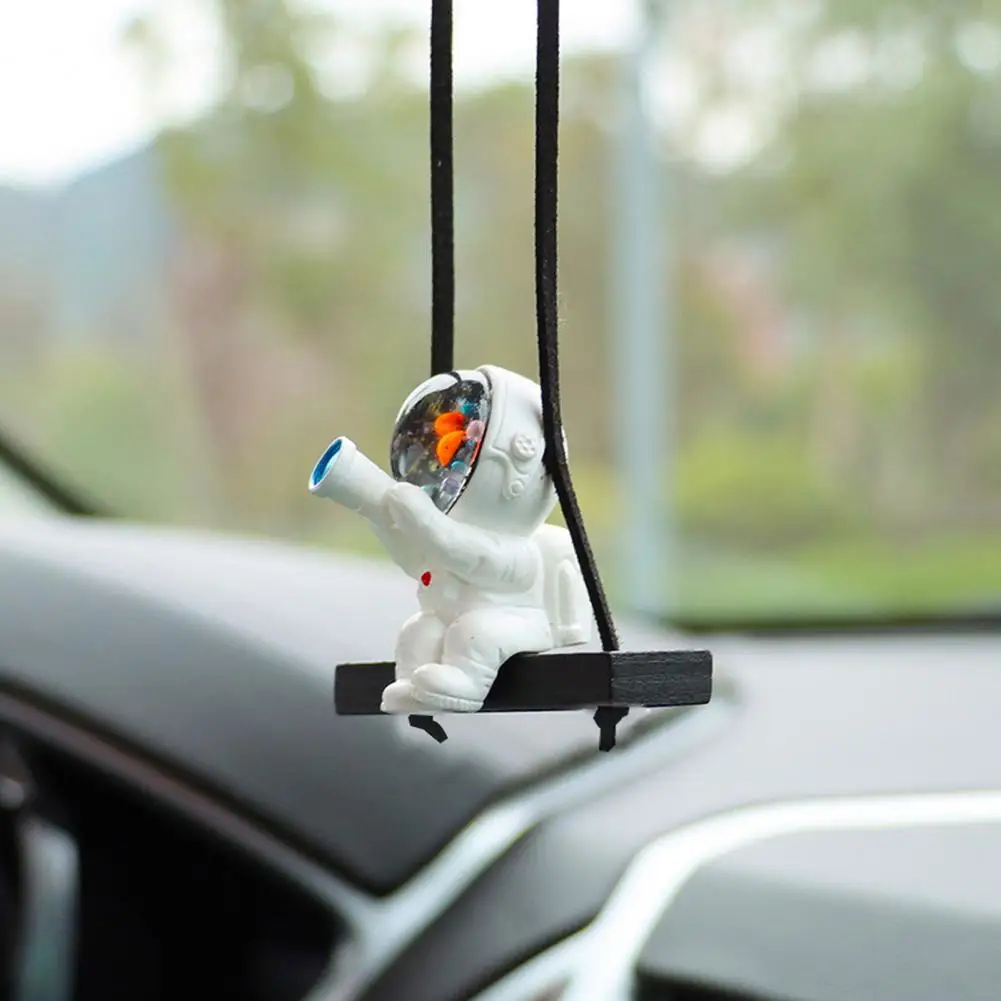 

Cute Astronaut Decoration Cartoon Spaceman Astronaut Hanging Decoration Unique Resin Craft for Auto Rearview Mirror Accessory